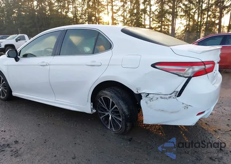 2018 Toyota Camry Se z USA, uszkodzony, nr VIN JTNB11HK3J3010955